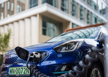 Kia wprowadza własny program dopłat do zakupu aut elektrycznych. Można zaoszczędzić ponad 20 tys. zł