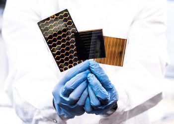 Przełom na rynku OZE – po raz pierwszy w praktyce zastosowano żaluzje perowskitowe