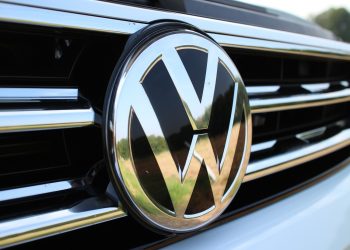 Centrala Volkswagena w Niemczech przechodzi na dietę wegetariańską. Rezygnuje ze słynnych kiełbasek w stołówce