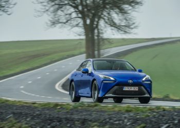5 gwiazdek w testach bezpieczeństwa Euro NCAP dla wodorowej Toyoty Mirai