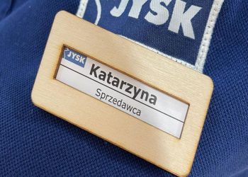 Jysk wymienia garderobę pracowników. Dostaną ubrania z ekologicznych tkanin