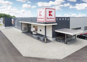 Mięso drobiowe specjalnie oznaczone. Kaufland z własną klasyfikacją chowu kurczaków