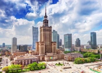 Zgłoś, czym ogrzewasz. Warszawa