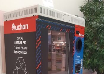 Recyklomat Pepsico w hipermarkecie Auchan