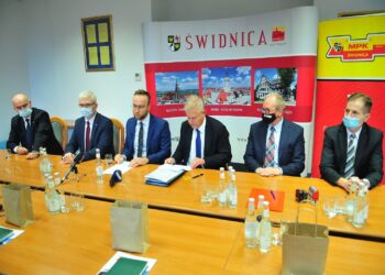 Rewolucja na ulicach Świdnicy – miasto stawia na zeroemisyjność