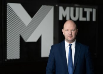 80 centrów handlowych zarządzanych przez Multi przechodzi na zieloną energię