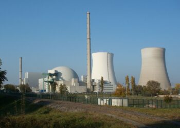 Niemal 3/4 Polaków popiera budowę elektrowni jądrowych