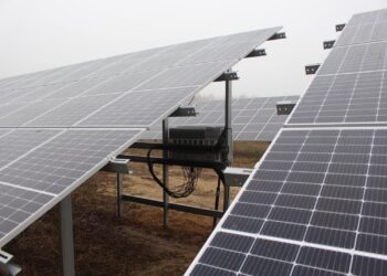 Zakończyła się budowa największej farmy fotowoltaicznej Taurona