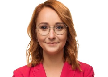 „Musimy zerwać z uzależnieniem energetycznym od Rosji, jeśli nie chcemy dalej finansować Putina” – mówi Małgorzata Tracz, Zieloni