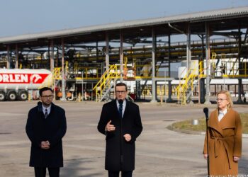 „Derusyfikacja” energii – Polska odejdzie od rosyjskich surowców jeszcze w tym roku
