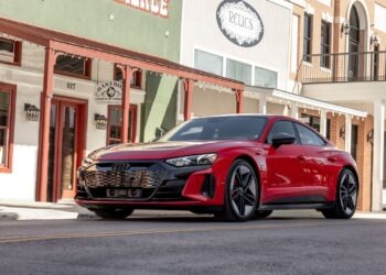 Audi e-tron GT World Car Awards 2022 jak wygląda