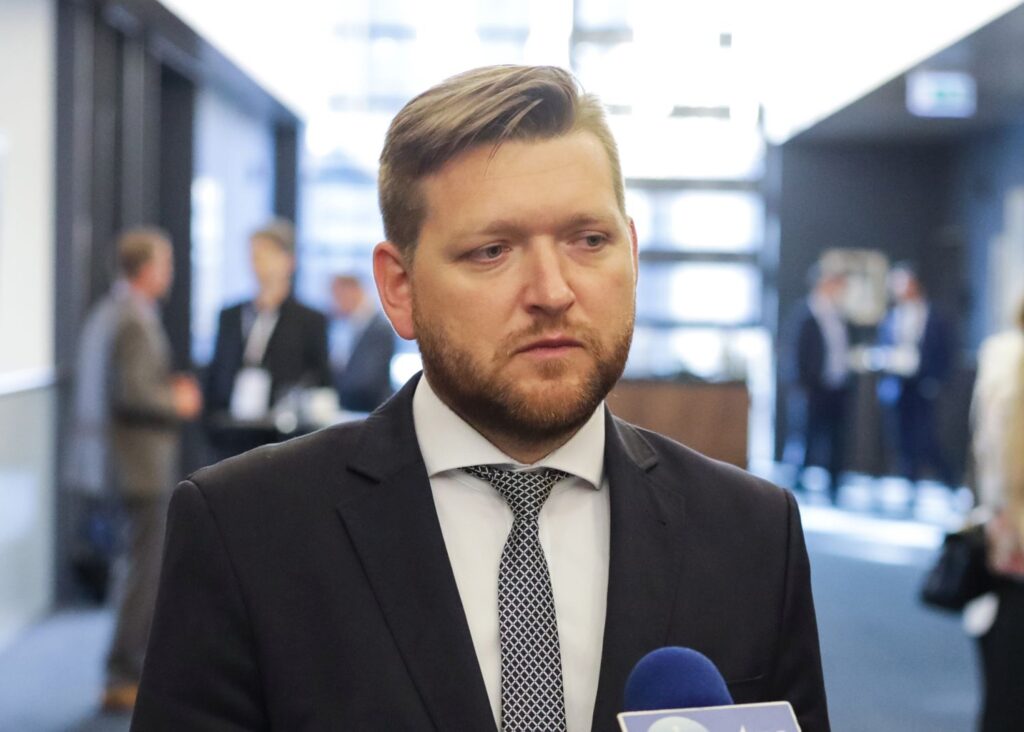 Janusz Gajowiecki, prezes Polskiego Stowarzyszenia Energetyki Wiatrowej