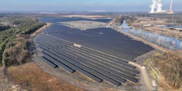 TAURON buduje swoją największą farmę fotowoltaiczną