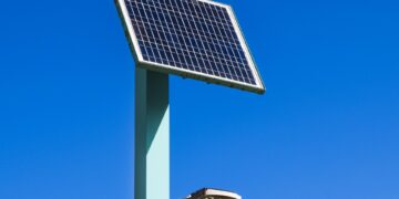 Kieszonkowa fotowoltaika – czym jest i jak się ją wykorzystuje?